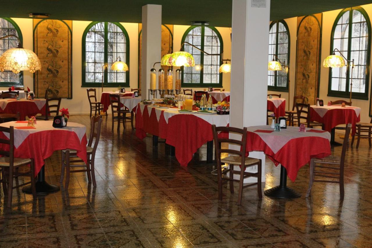 Bastiglia Hotel Le Cardinal מראה חיצוני תמונה
