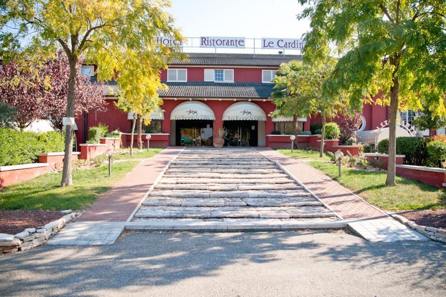 Bastiglia Hotel Le Cardinal מראה חיצוני תמונה