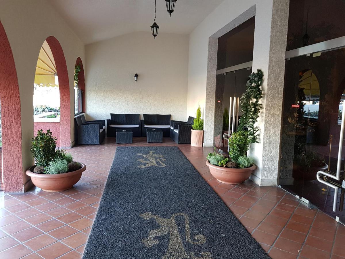 Bastiglia Hotel Le Cardinal מראה חיצוני תמונה