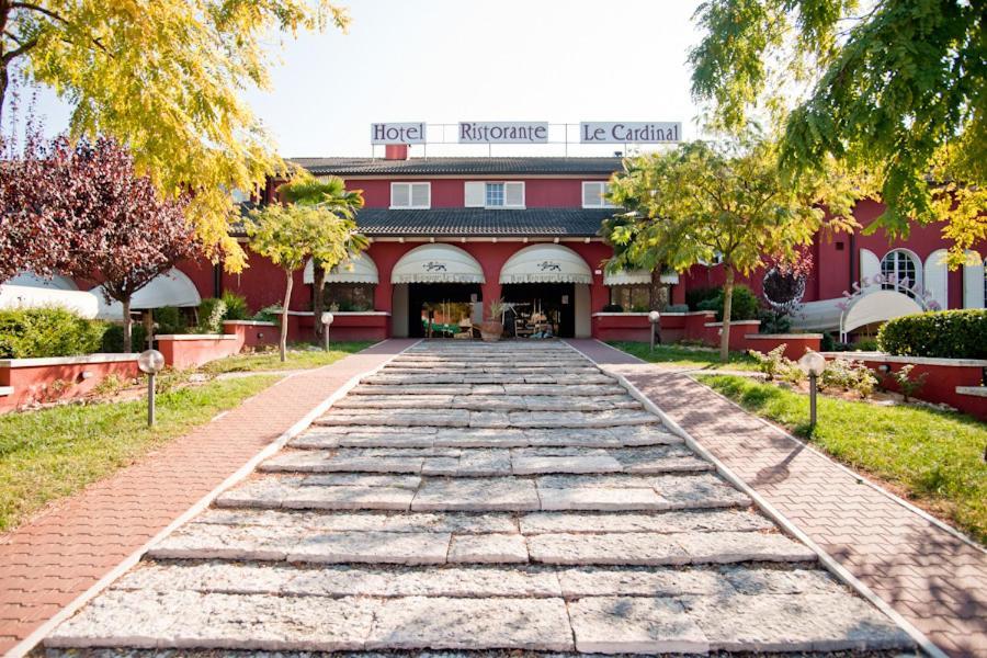 Bastiglia Hotel Le Cardinal מראה חיצוני תמונה